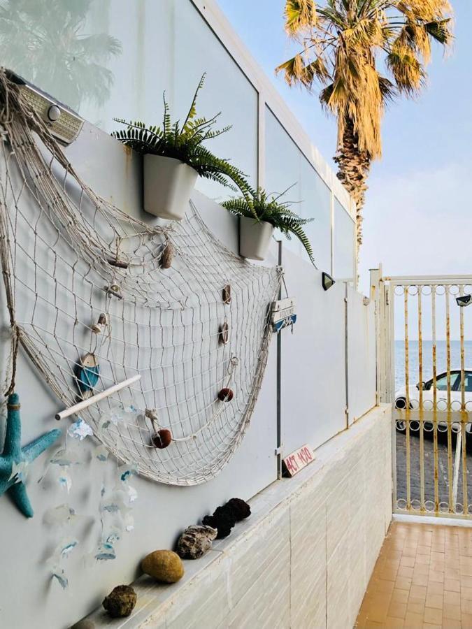 Ferienwohnung Casa Galatea Aci Trezza Exterior foto